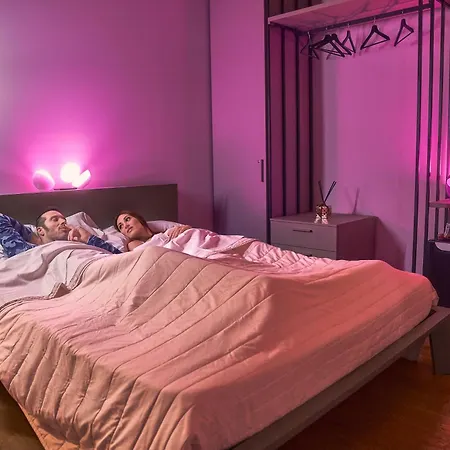 Urban Private Pensión 4*