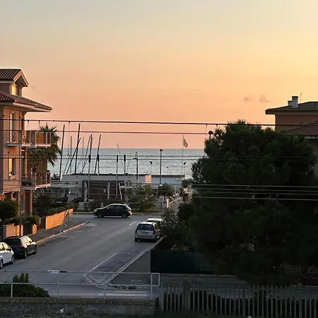 Urban Private Pensión 4*